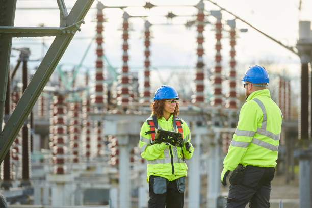 Best Electrical Outlet Repair  in Everett, MA